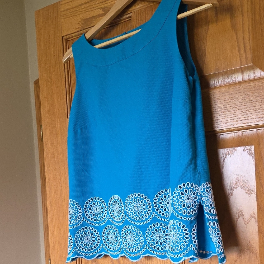 Talbots Turquoise Sleeveless Top with White Eyelet Hem